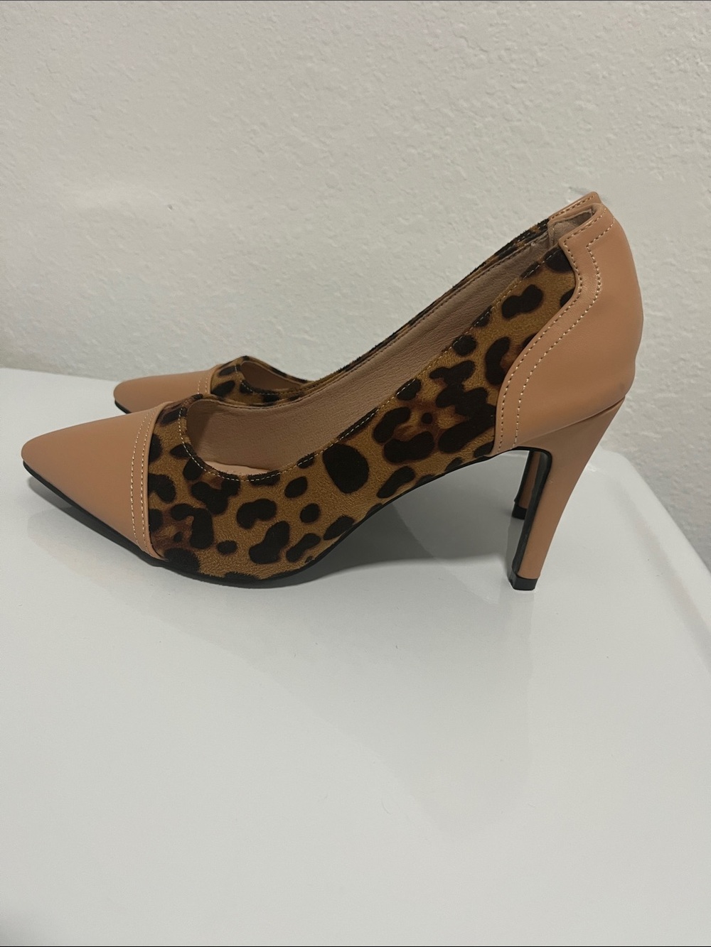 Tan & Leopard Pointed Toe Women's Flats